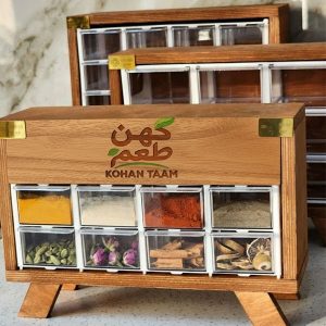 مقایسهٔ جا ادویه چوبی و سرامیکی؛ کدام برای خانه بهتر است؟