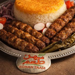 کباب کوبیده زعفرانی؛ چرا کباب‌های بیرون خوشمزه‌ترند؟