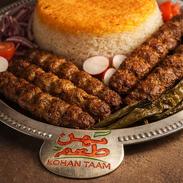 کباب کوبیده زعفرانی؛ چرا کباب‌های بیرون خوشمزه‌ترند؟