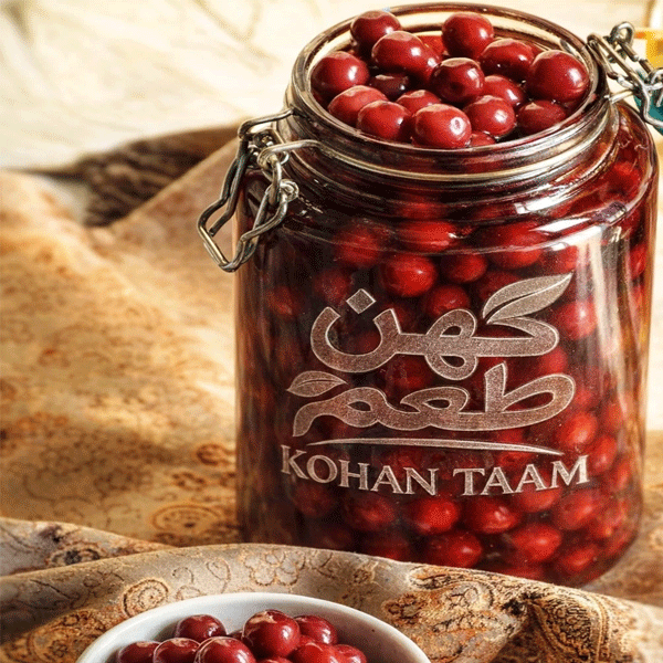 فروش عمده ترشی آلبالو و زغال اخته | طعمهای خاص و جدید